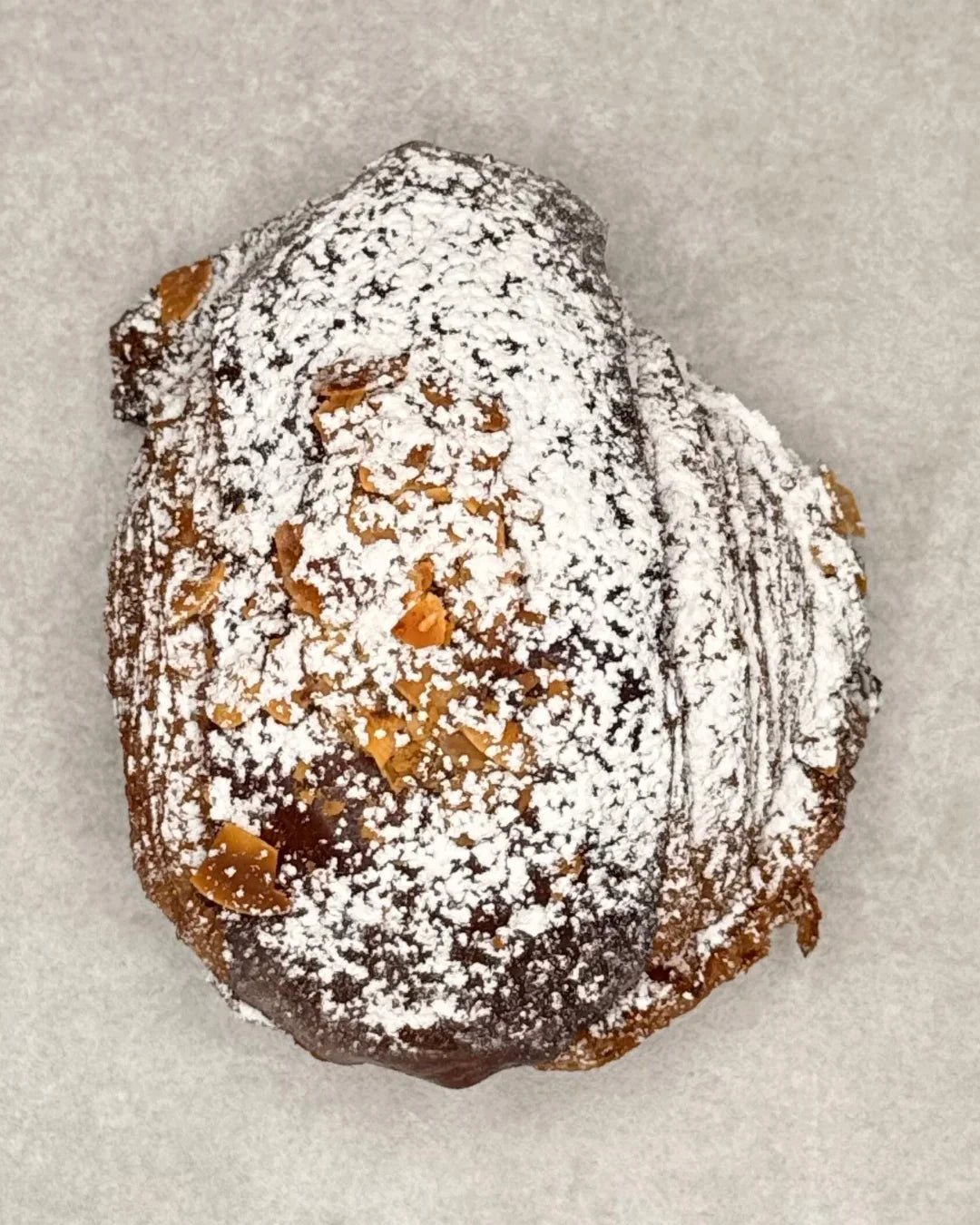 Pain Choco Amandes - Classiques - Fiston Brussels
