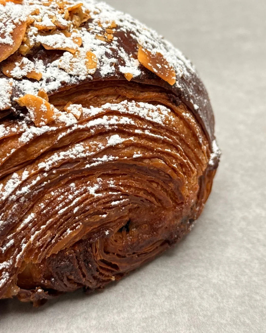 Pain Choco Amandes - Classiques - Fiston Brussels