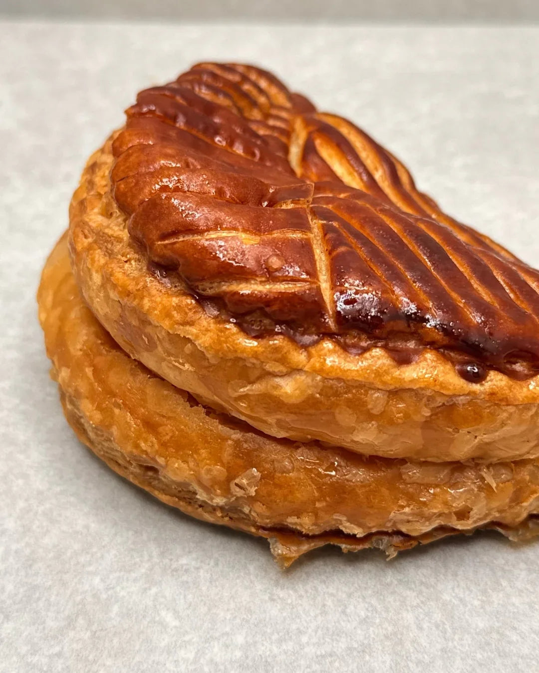 Chausson aux Pommes - Classiques - Fiston Brussels