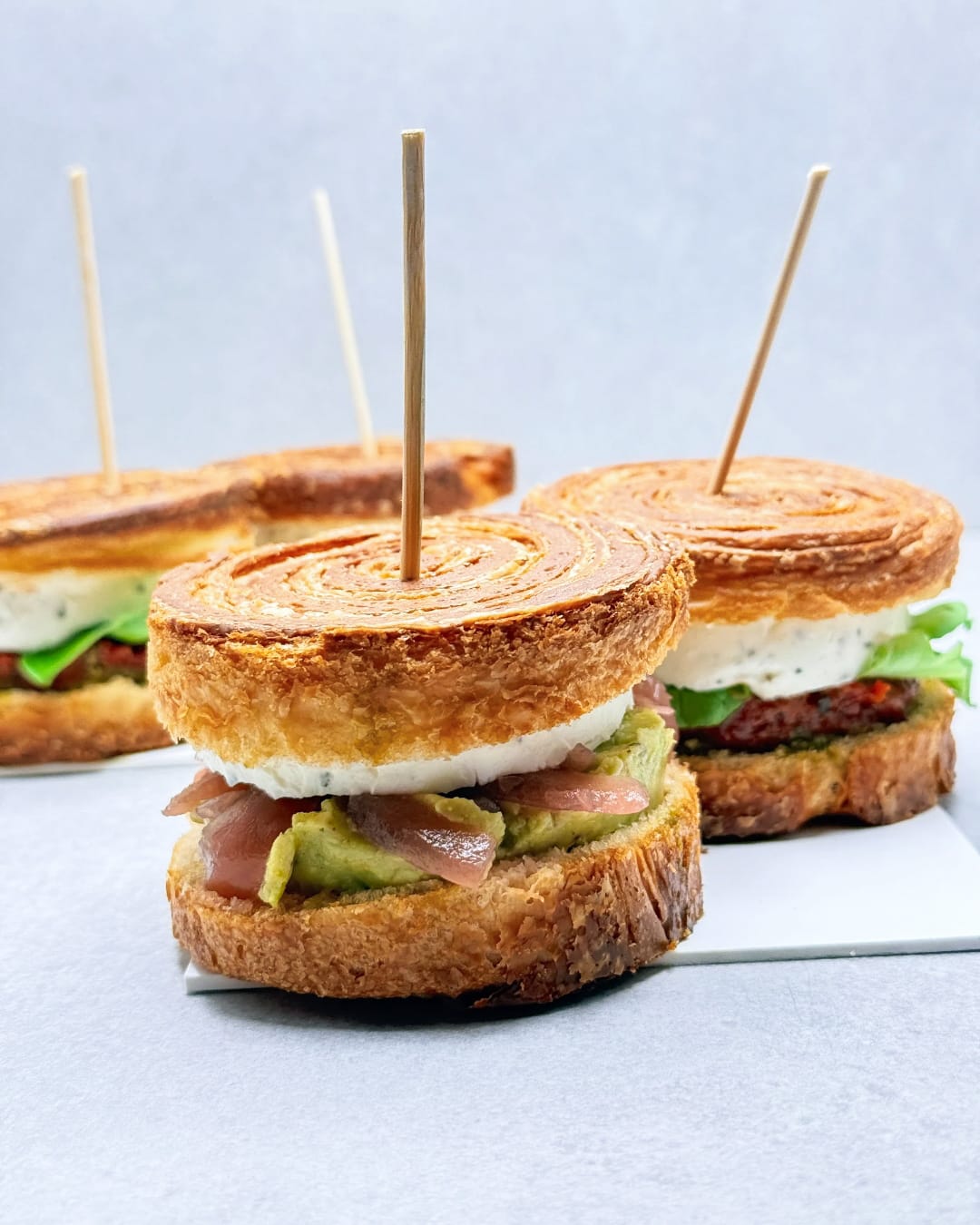 Duo de sandwich feuilletés - Spéciaux de la saison - Fiston Brussels